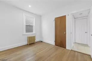 838 Roosevelt Ave, Secaucus, NJ 07094 - Photo 15