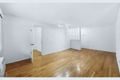 401 US Highway 22 Apt 40 #F, North Plainfield, NJ 07060 - Photo 1