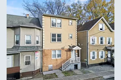 132 E Main St, Paterson, NJ 07522 - Photo 17