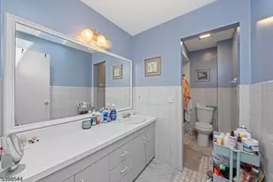 220 Horseshoe Rd, Berkeley Heights Township, NJ 07922 - Photo 25