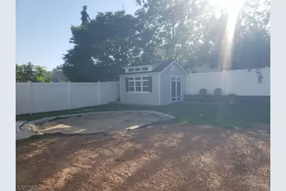 214 Irene St, Linden, NJ 07036 - Photo 33