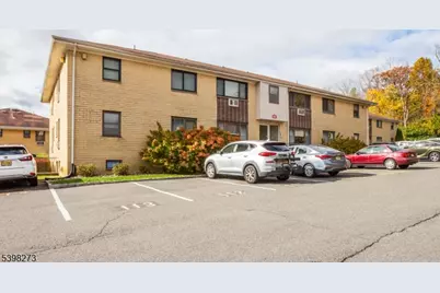 401 Highway22B43U5 #E, North Plainfield, NJ 07060 - Photo 3