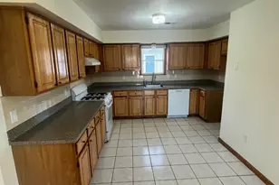 932 Garden St, Elizabeth, NJ 07202 - Photo 3