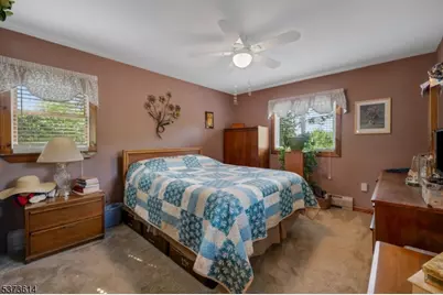 19 Fernwood Ave, Hardyston Township, NJ 07460 - Photo 17