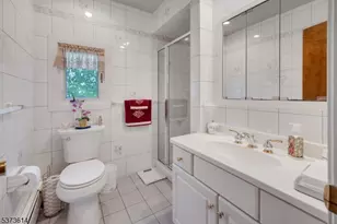 19 Fernwood Ave, Hardyston Township, NJ 07460 - Photo 11