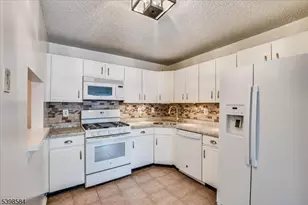 147 Rachel Ct, Franklin Township, NJ 08823 - Photo 7