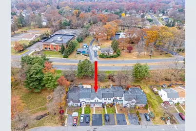 28 Cosgrove Ct, East Brunswick Township, NJ 08816 - Photo 3