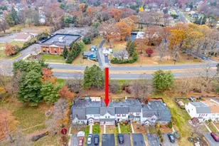 28 Cosgrove Ct, East Brunswick Township, NJ 08816 - Photo 3