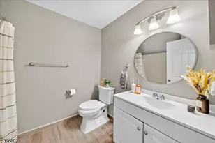 300C Alpine Way, Woodbridge Township, NJ 07095 - Photo 17