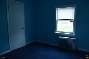 92 Oak Grove Rd, Raritan Township, NJ 08822 - Photo 17