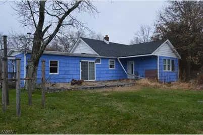 92 Oak Grove Rd, Raritan Township, NJ 08822 - Photo 1