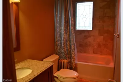 92 Oak Grove Rd, Raritan Township, NJ 08822 - Photo 15