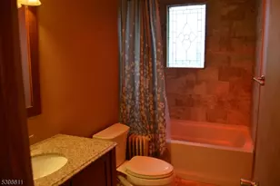 92 Oak Grove Rd, Raritan Township, NJ 08822 - Photo 15