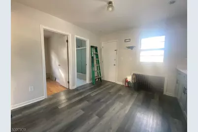 26 E 2nd St, Clifton, NJ 07011 - Photo 5