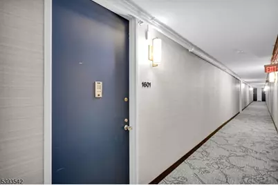 300 Winston Dr-C #1601, Cliffside Park, NJ 07010 - Photo 5