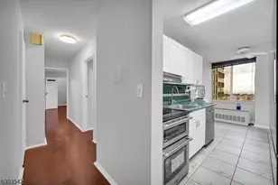 300 Winston Dr-C, Cliffside Park, NJ 07010 - Photo 21