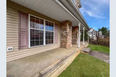 3 Pohat Ct, Franklin Township, NJ 07882 - Photo 3