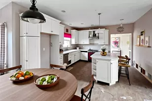 3 Pohat Ct, Franklin Township, NJ 07882 - Photo 17