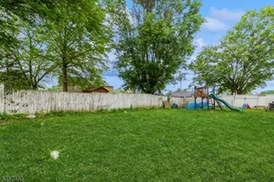 8 Millbrook Rd, Franklin Township, NJ 07882 - Photo 21