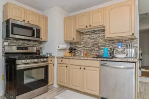 8 Millbrook Rd, Franklin Township, NJ 07882 - Photo 7