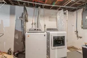 8 Millbrook Rd, Franklin Township, NJ 07882 - Photo 19