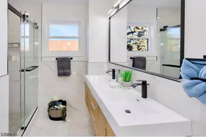 10 Marilyn Pl, Clifton, NJ 07011 - Photo 29