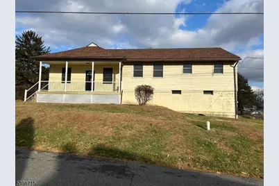 333 S 4th St, Lopatcong Township, NJ 08865 - Photo 1