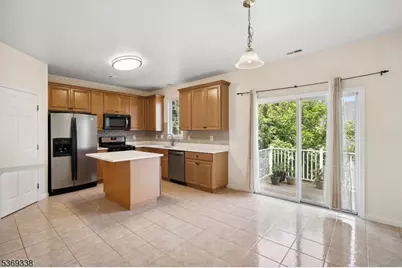 33 Kennedy Ct, Montgomery Township, NJ 08540 - Photo 7