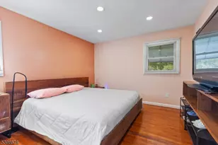 65 Willow Ave, Woodbridge Township, NJ 08830 - Photo 11