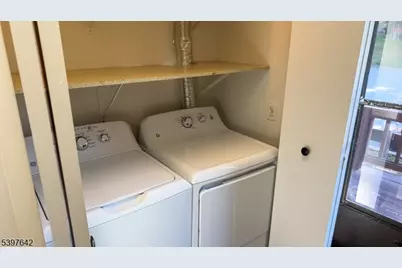 1 Snowbird Ct, Vernon, NJ 07462 - Photo 17