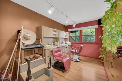 857 Pompton Ave, Cedar Grove, NJ 07009 - Photo 11