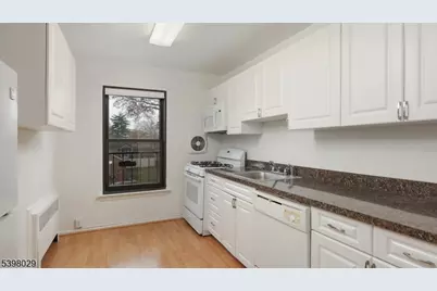 52B Sandra Circle #2B, Westfield, NJ 07090 - Photo 9