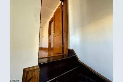 19 Harding St #2, Maplewood, NJ 07040 - Photo 11