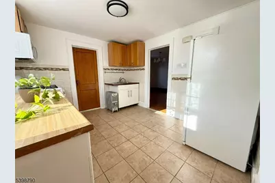 19 Harding St #2, Maplewood, NJ 07040 - Photo 9