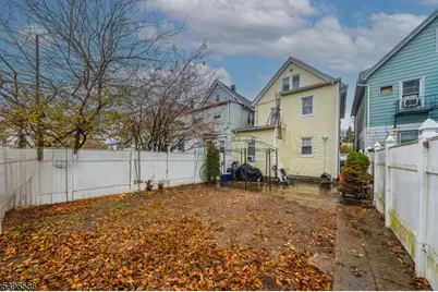 717 McKinley St, Elizabeth, NJ 07202 - Photo 23