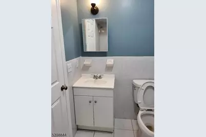 79 Norwood St, Newark, NJ 07106 - Photo 7