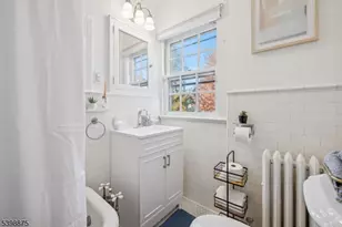 258 Ridgewood Ave, Glen Ridge, NJ 07028 - Photo 31