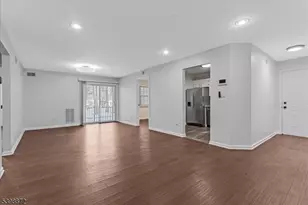 56 Maple Ln, Mount Arlington, NJ 07856 - Photo 5