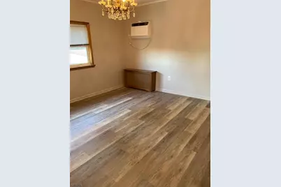 9 Enoch St, East Rutherford, NJ 07073 - Photo 5