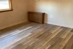 9 Enoch St, East Rutherford, NJ 07073 - Photo 5