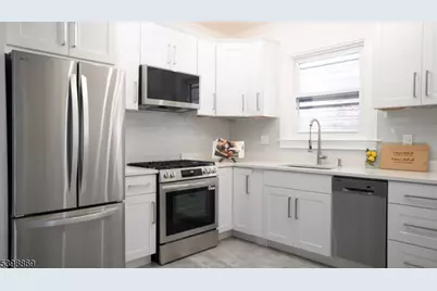 65 Poe Ave, Newark, NJ 07106 - Photo 7