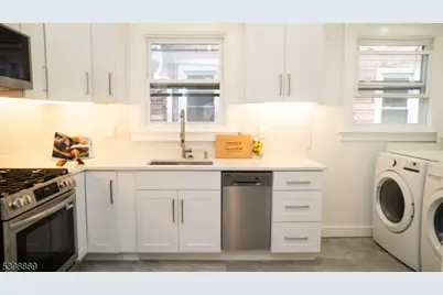 65 Poe Ave, Newark, NJ 07106 - Photo 3