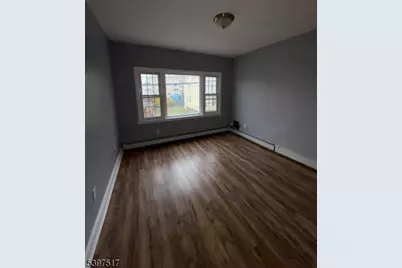 76 Heckel St #2F, Belleville, NJ 07109 - Photo 3