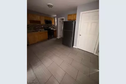 76 Heckel St #2F, Belleville, NJ 07109 - Photo 1