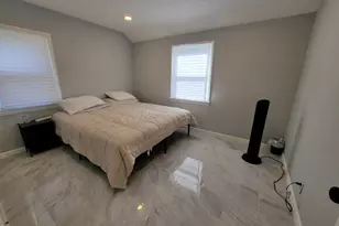 40 Surrey Ln, Clifton, NJ 07012 - Photo 7