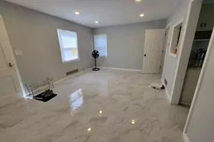 40 Surrey Ln, Clifton, NJ 07012 - Photo 5