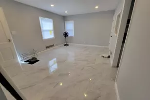 40 Surrey Ln, Clifton, NJ 07012 - Photo 9