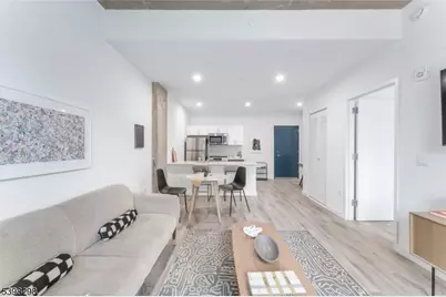 10 Commerce Ct #3C, Newark, NJ 07102 - Photo 9