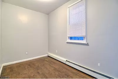 412 S 7th St, Newark, NJ 07103 - Photo 13