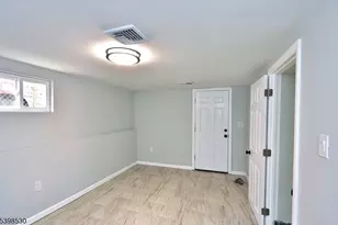 39 Grant Pl, Irvington, NJ 07111 - Photo 27